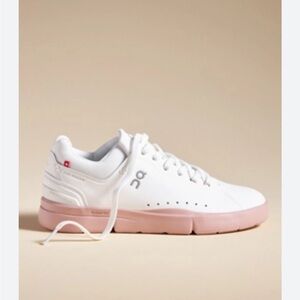 On The Roger Advantage White and Pink Sneakers 9.5‎